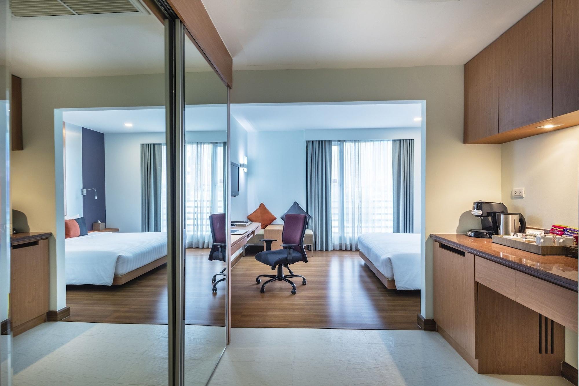 Hotel Solo, Sukhumvit 2, Bangkok - Sha Extra Plus מראה חיצוני תמונה