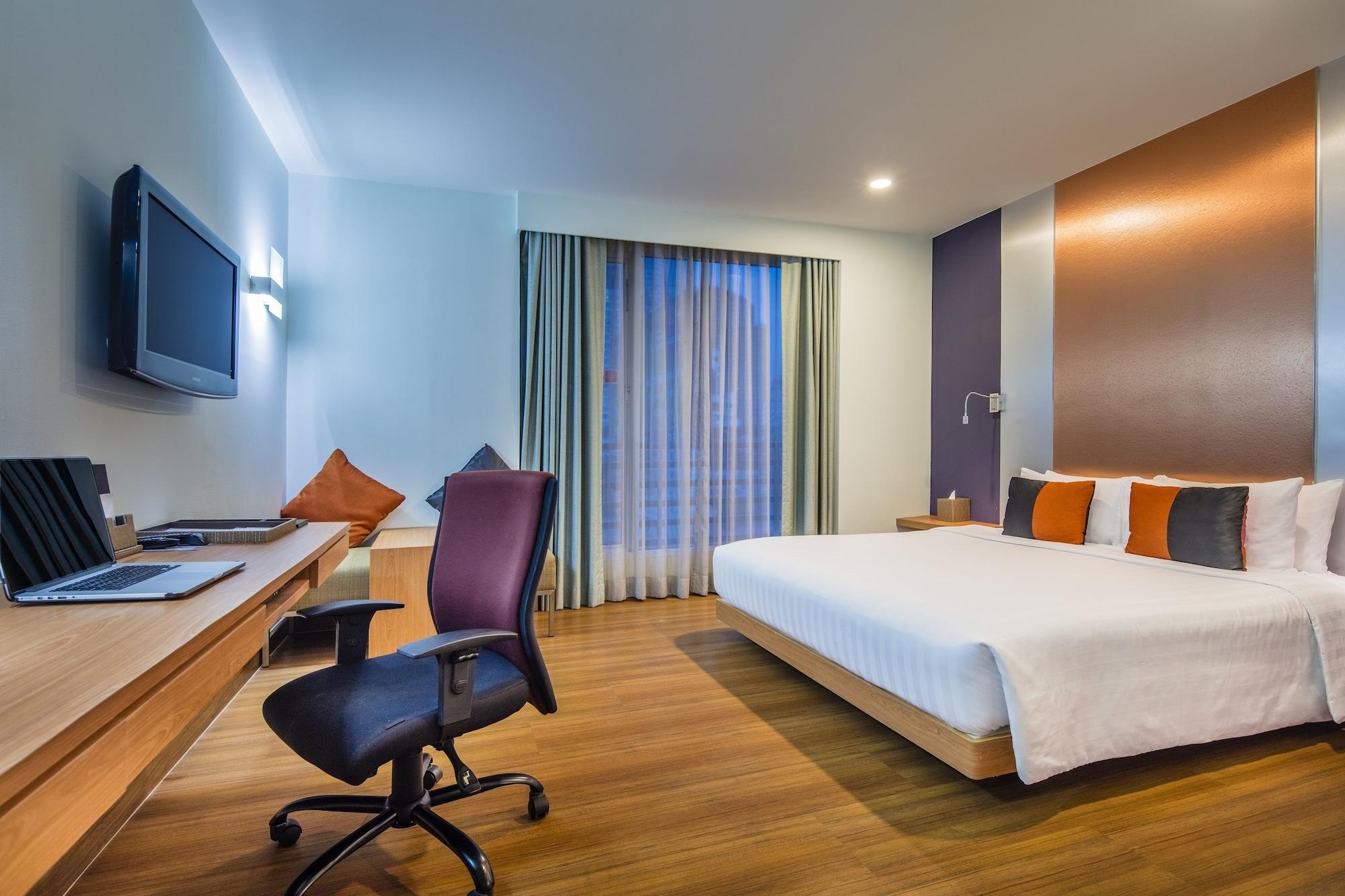 Hotel Solo, Sukhumvit 2, Bangkok - Sha Extra Plus מראה חיצוני תמונה