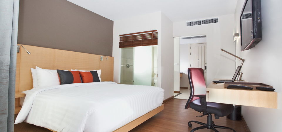 Hotel Solo, Sukhumvit 2, Bangkok - Sha Extra Plus מראה חיצוני תמונה