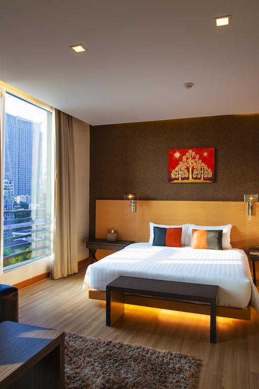 Hotel Solo, Sukhumvit 2, Bangkok - Sha Extra Plus מראה חיצוני תמונה